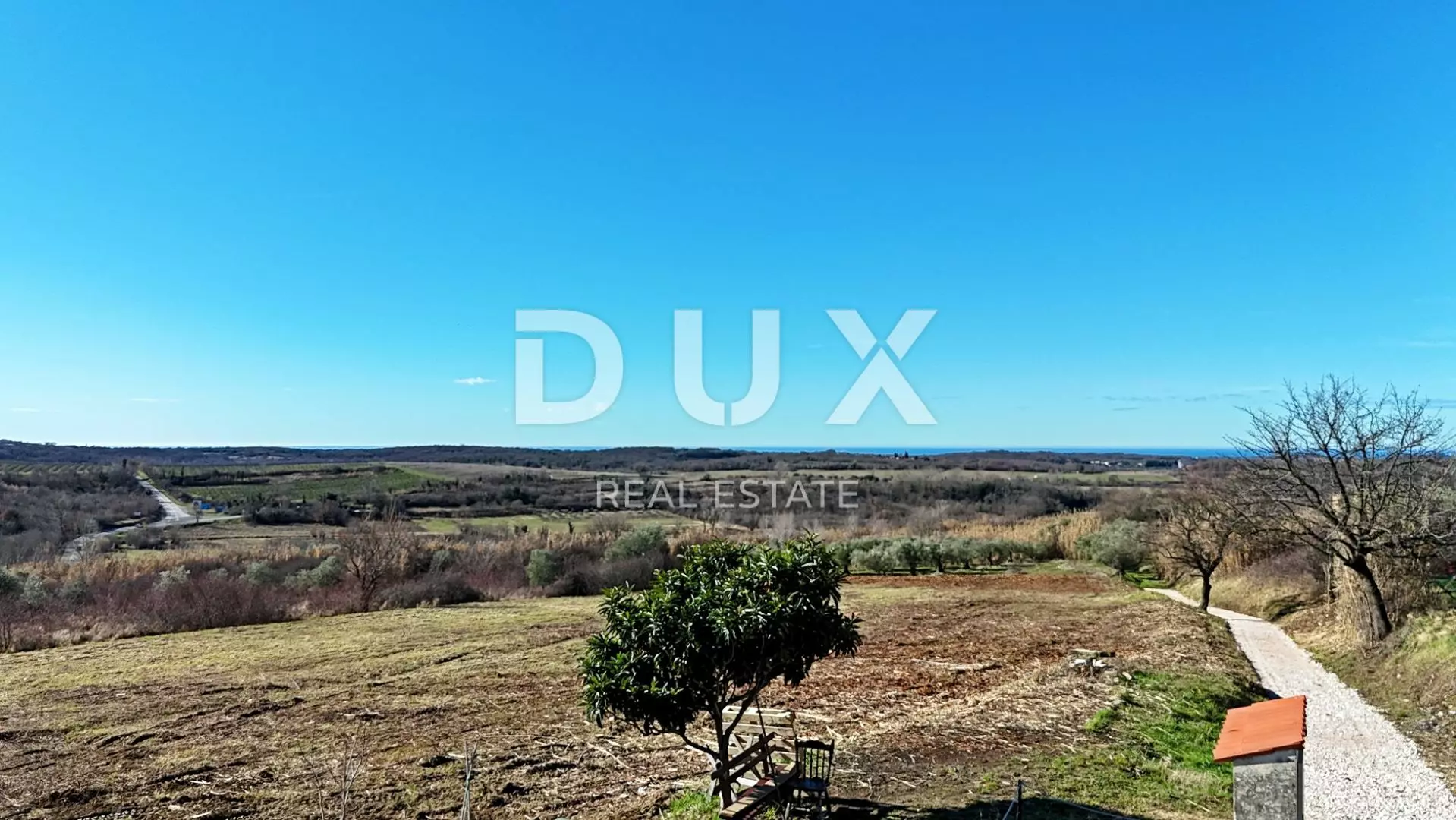Land In Buje, Croatia (1.036 M²)