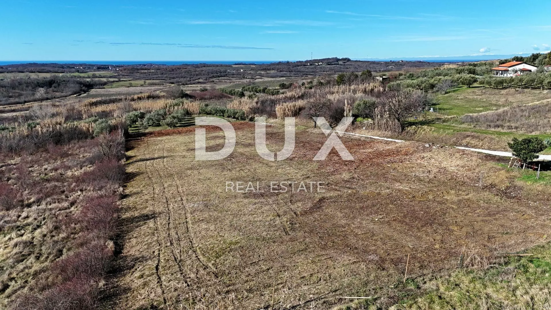 Land In Buje, Croatia (1.036 M²)