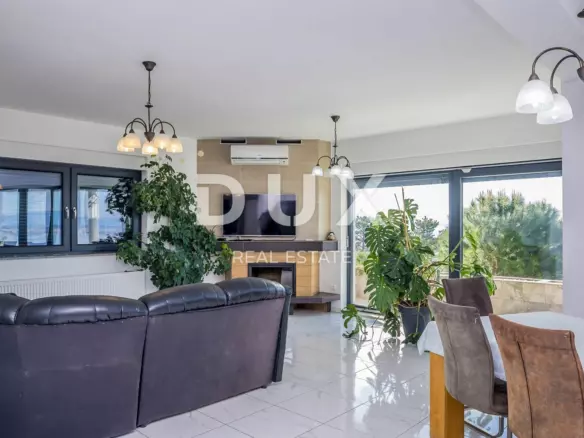 10-bedroom Villa In Crikvenica, Croatia (390 M²)