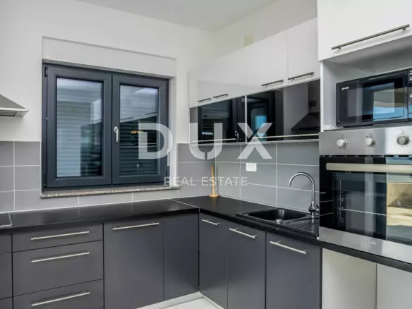 10-bedroom Villa In Crikvenica, Croatia (390 M²)