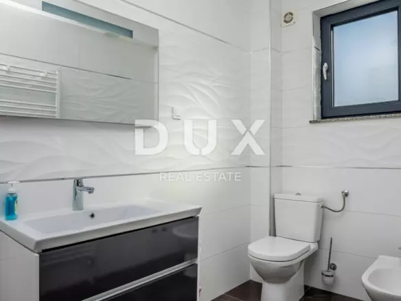 10-bedroom Villa In Crikvenica, Croatia (390 M²)