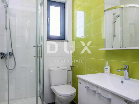 10-bedroom Villa In Crikvenica, Croatia (390 M²)
