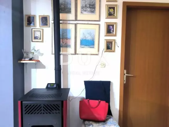 4-bedroom Apartment In Banjole, Croatia (81 M²)