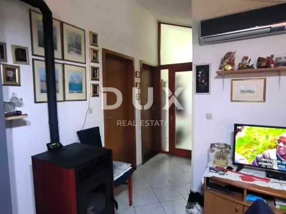 4-bedroom Apartment In Banjole, Croatia (81 M²)
