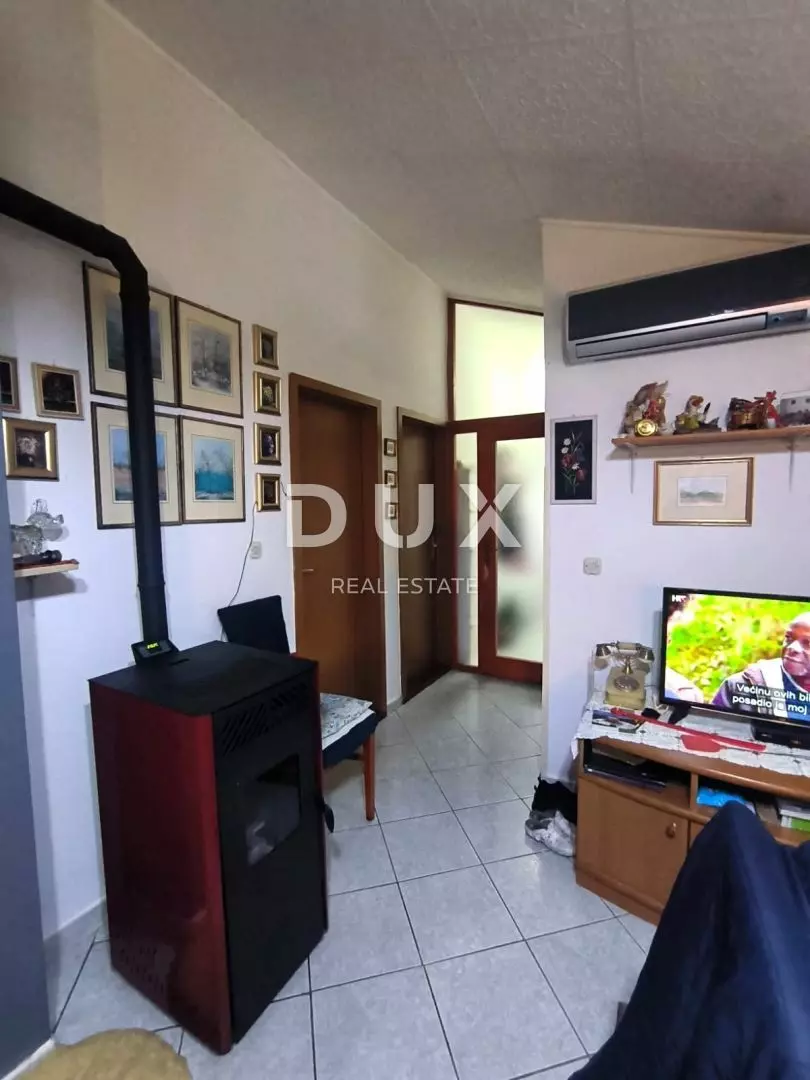 4-bedroom Apartment In Banjole, Croatia (81 M²)