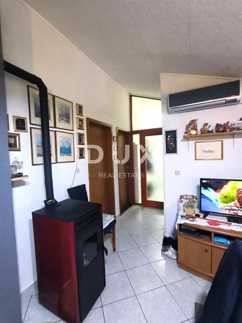 4-bedroom Apartment In Banjole, Croatia (81 M²)