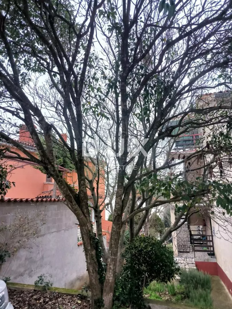 4-bedroom Apartment In Banjole, Croatia (81 M²)