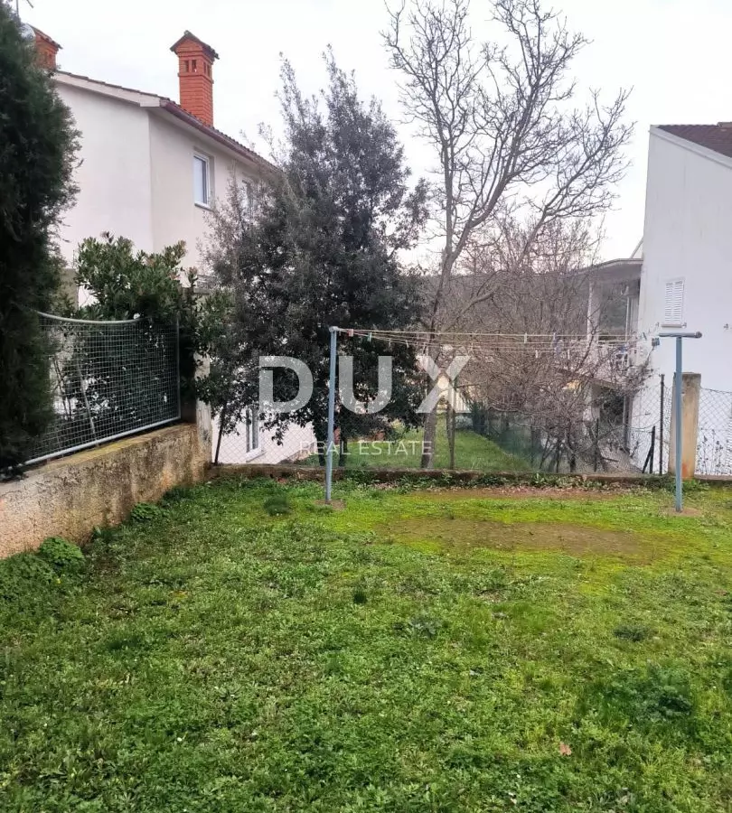 4-bedroom Apartment In Banjole, Croatia (81 M²)