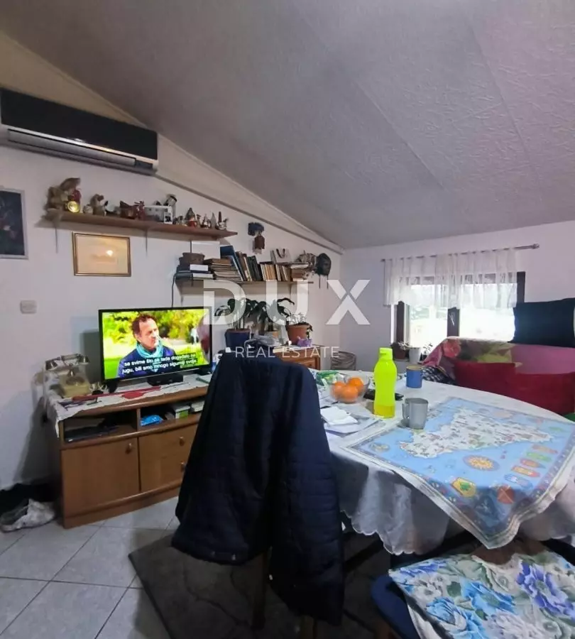 4-bedroom Apartment In Banjole, Croatia (81 M²)