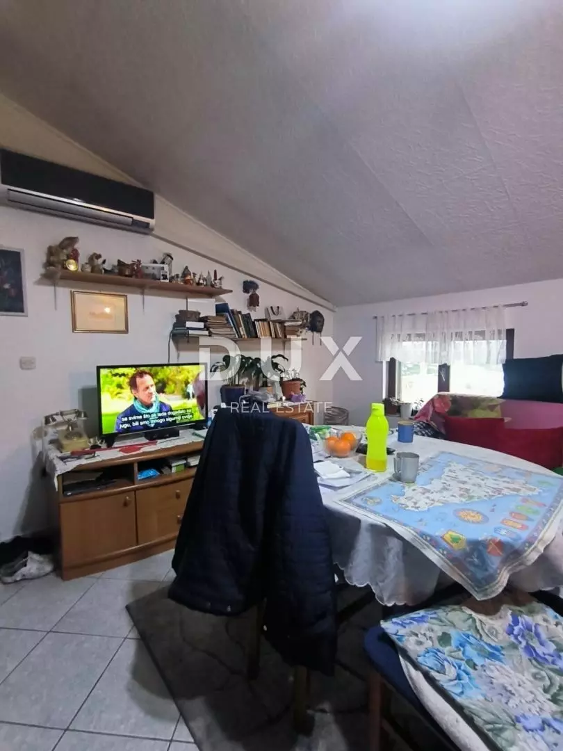 4-bedroom Apartment In Banjole, Croatia (81 M²)