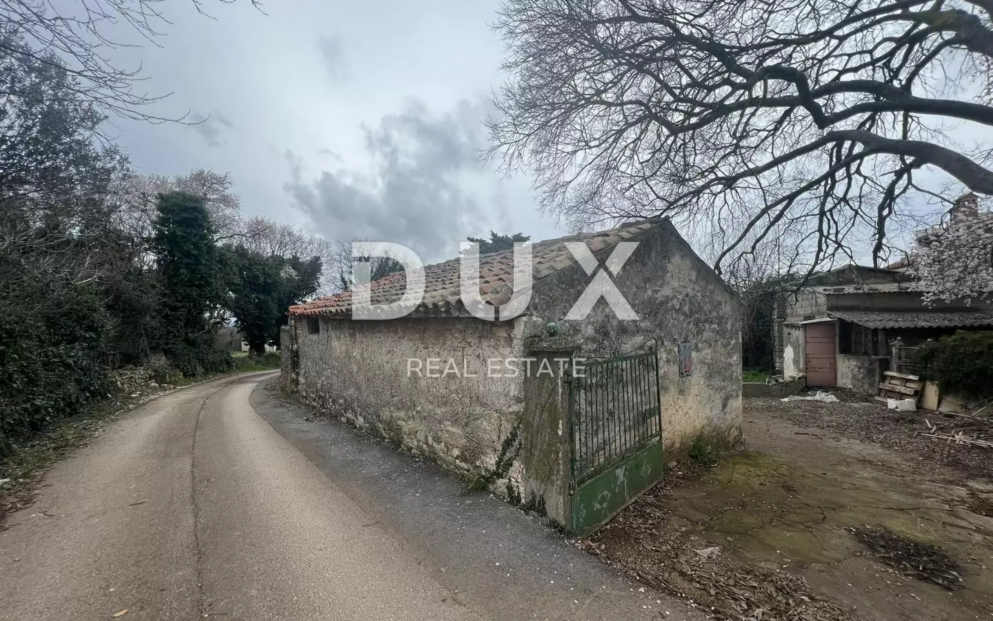 Land In Valtura, Croatia (933 M²)