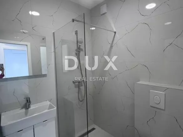 3-bedroom Apartment In Srima, Croatia (192,68 M²)