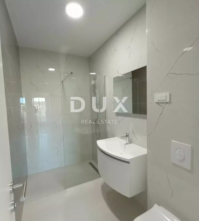 3-bedroom Apartment In Srima, Croatia (192,68 M²)