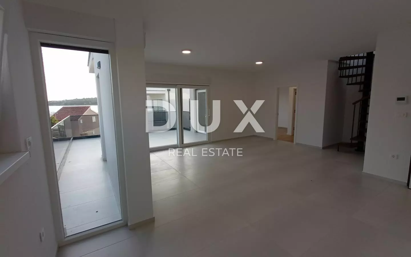 3-bedroom Apartment In Srima, Croatia (170,34 M²)