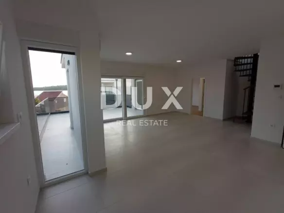 3-bedroom Apartment In Srima, Croatia (170,34 M²)