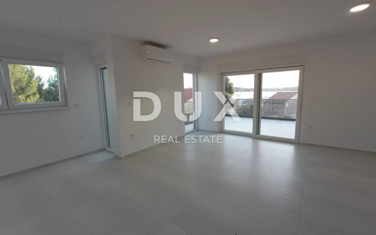 3-bedroom Apartment In Srima, Croatia (170,34 M²)