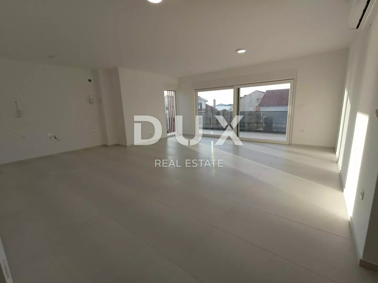 3-bedroom Apartment In Srima, Croatia (192,68 M²)