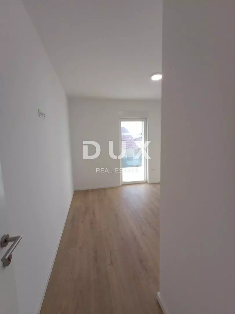 3-bedroom Apartment In Srima, Croatia (192,68 M²)