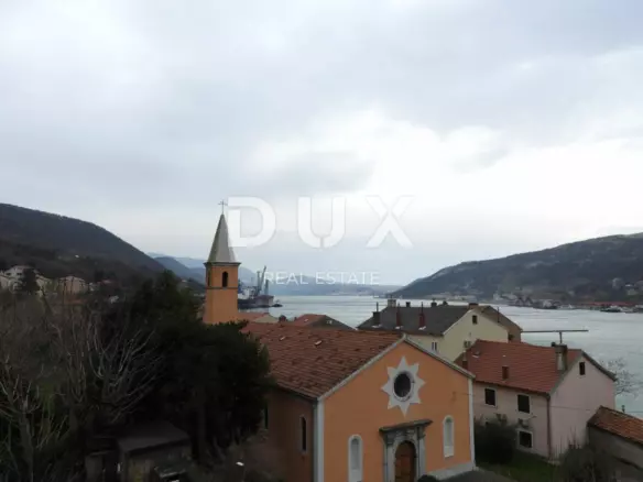 3-bedroom Apartment In Bakar-dio, Croatia (140 M²)