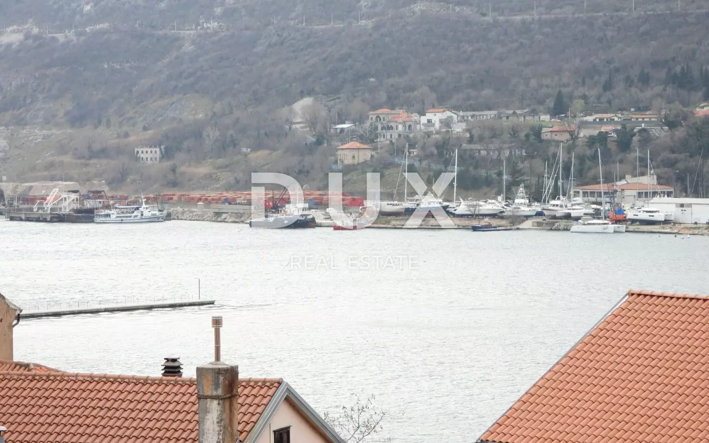 3-bedroom Apartment In Bakar-dio, Croatia (140 M²)