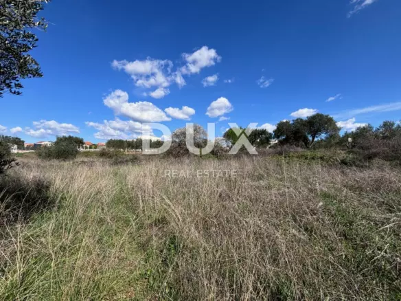 Land In Sveti Filip I Jakov, Croatia (637 M²)