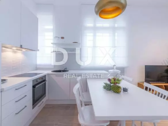 8-bedroom Apartment In Opatija – Centar, Croatia (200 M²)