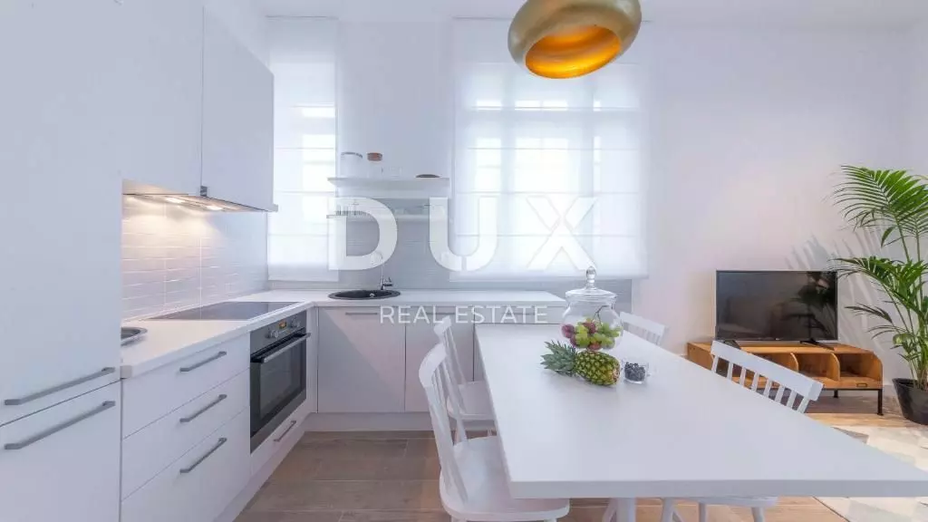 8-bedroom Apartment In Opatija – Centar, Croatia (200 M²)