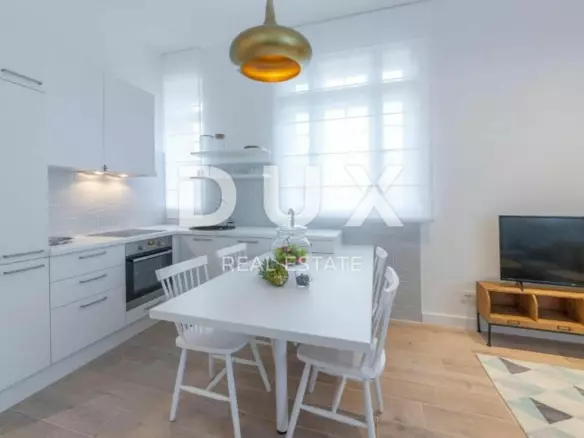 8-bedroom Apartment In Opatija – Centar, Croatia (200 M²)