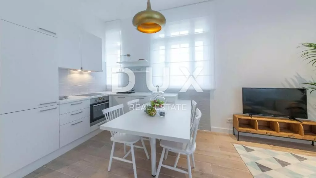8-bedroom Apartment In Opatija – Centar, Croatia (200 M²)