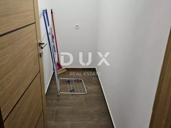 3-bedroom Apartment In Banjol, Croatia (93,62 M²)