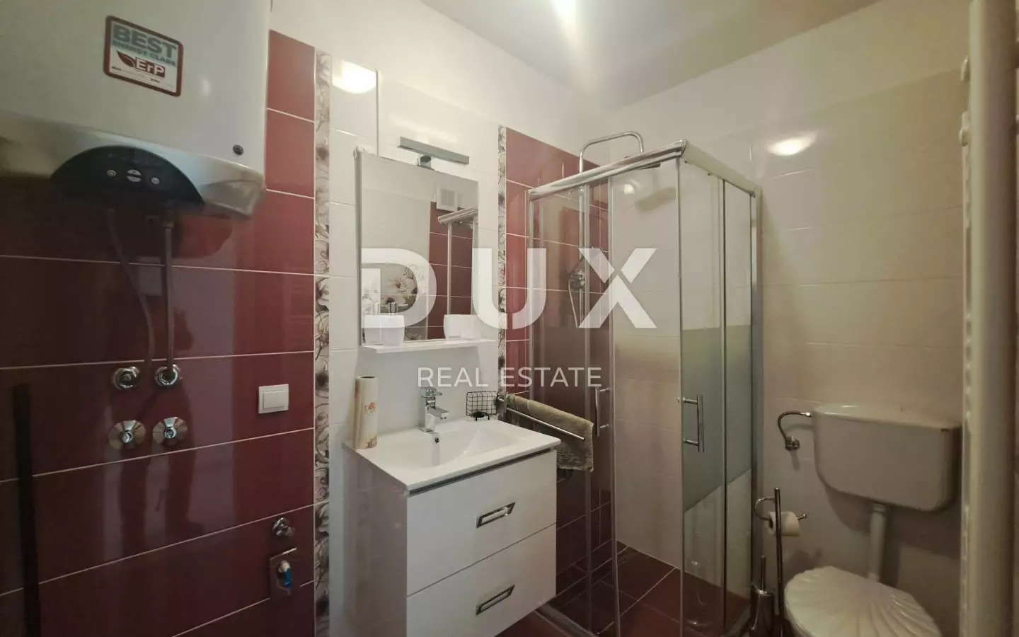 5-bedroom Detached House In Oprić, Croatia (300 M²)