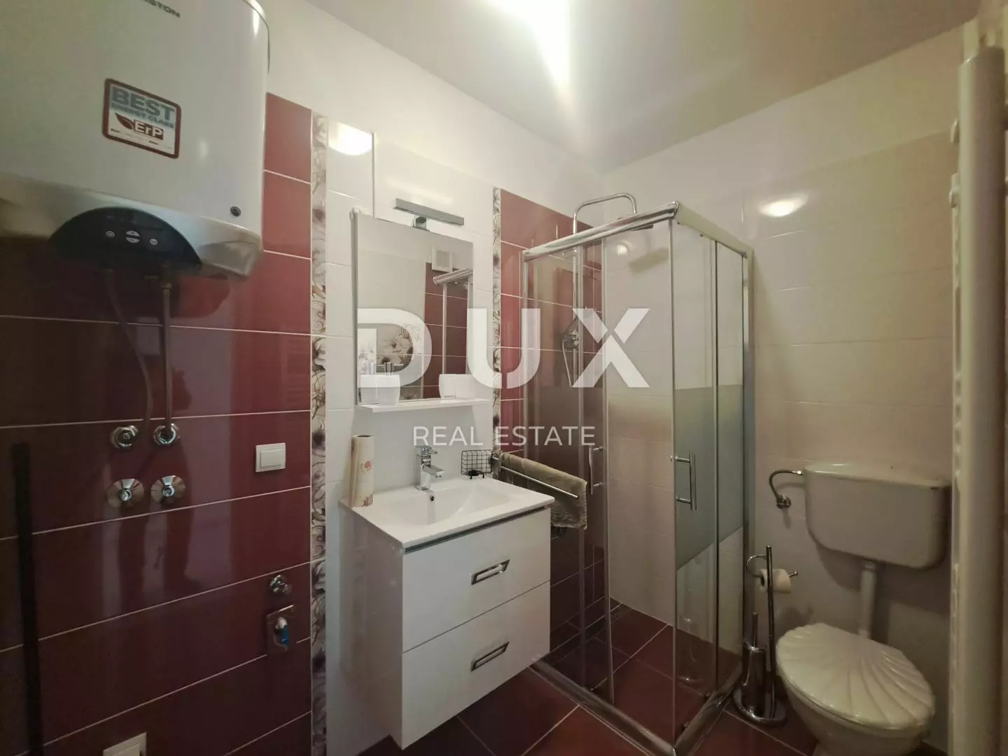 5-bedroom Detached House In Oprić, Croatia (300 M²)