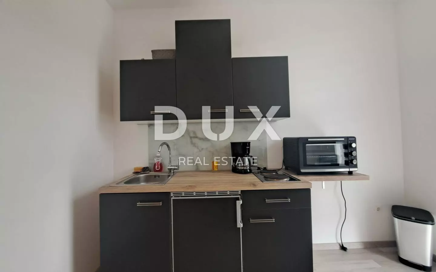 5-bedroom Detached House In Oprić, Croatia (300 M²)