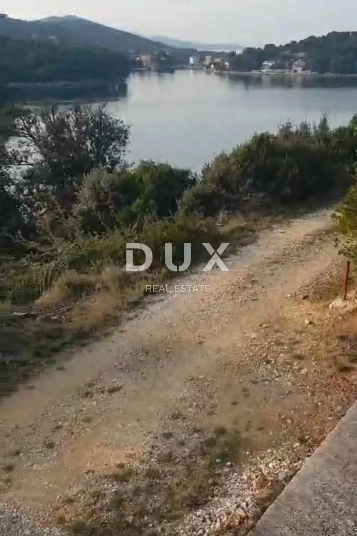 Land In Savar, Croatia (1.650 M²)