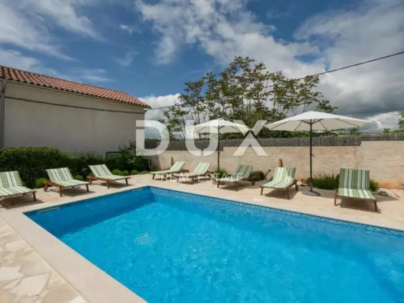 4-bedroom Villa In Krnica, Croatia (149 M²)
