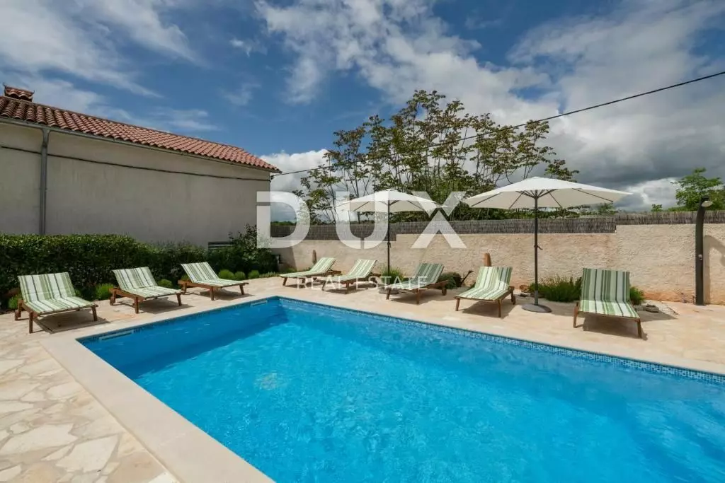 4-bedroom Villa In Krnica, Croatia (149 M²)