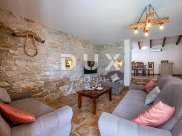 4-bedroom Villa In Krnica, Croatia (149 M²)
