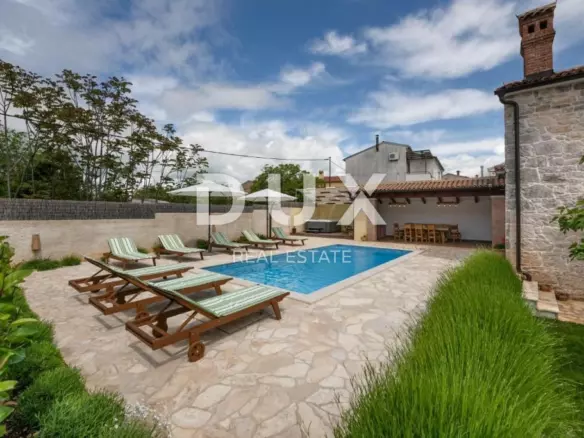 4-bedroom Villa In Krnica, Croatia (149 M²)