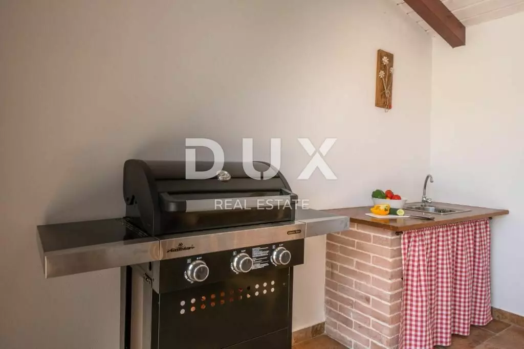 4-bedroom Villa In Krnica, Croatia (149 M²)
