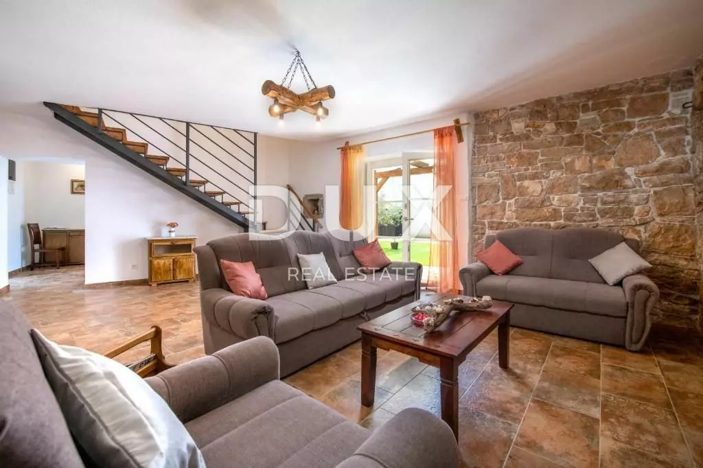 4-bedroom Villa In Krnica, Croatia (149 M²)
