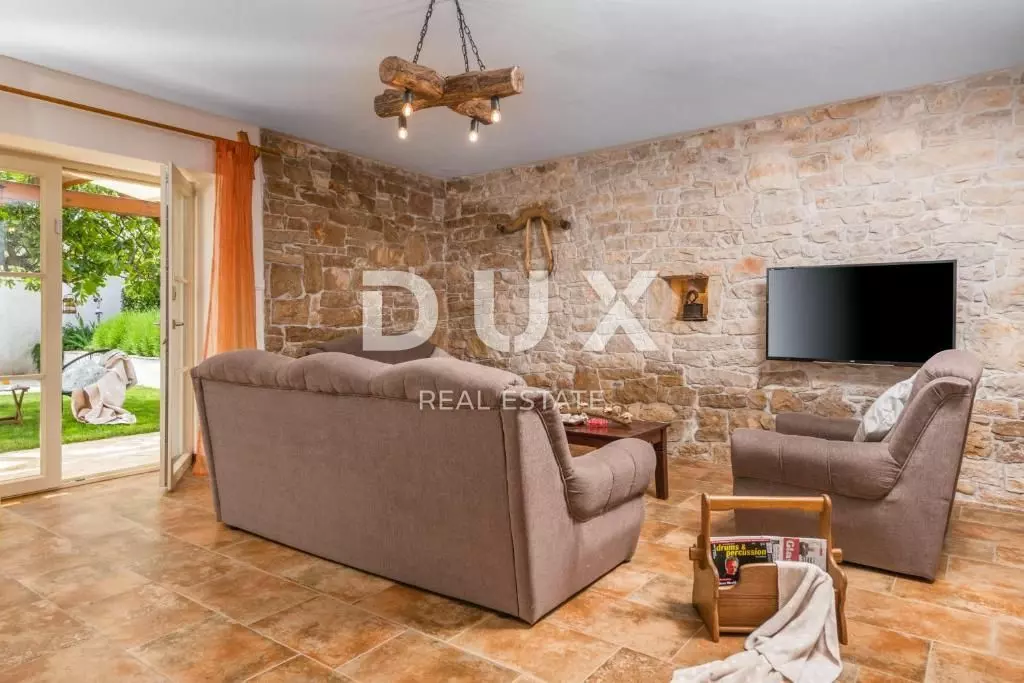 4-bedroom Villa In Krnica, Croatia (149 M²)