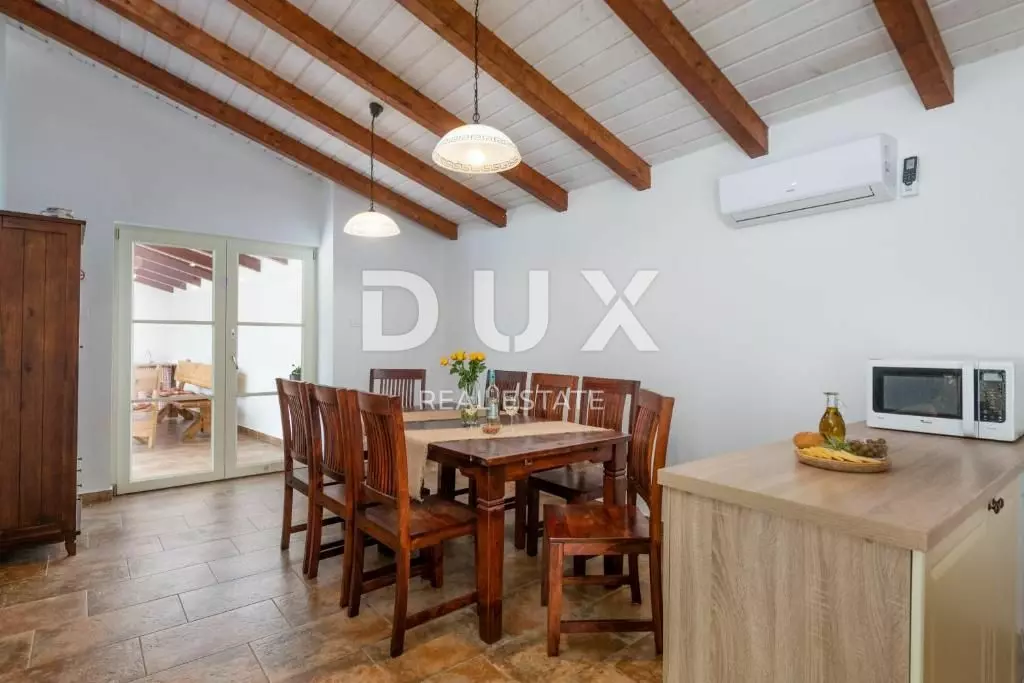 4-bedroom Villa In Krnica, Croatia (149 M²)