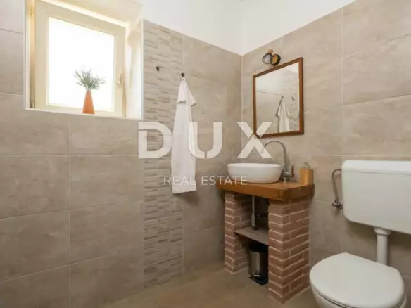 4-bedroom Villa In Krnica, Croatia (149 M²)