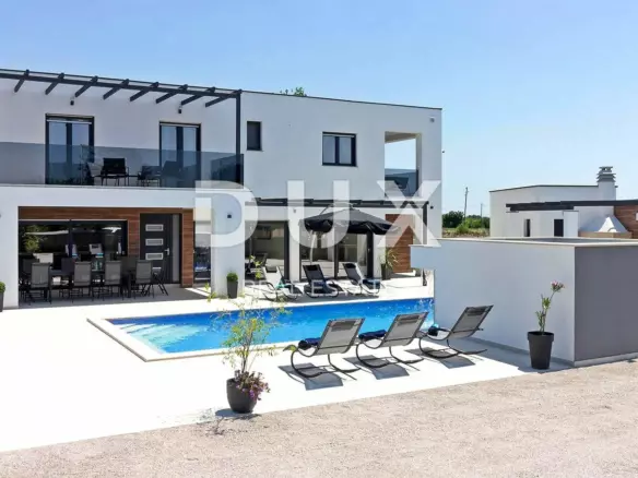 6-bedroom Detached House In Marčana, Croatia (280 M²)