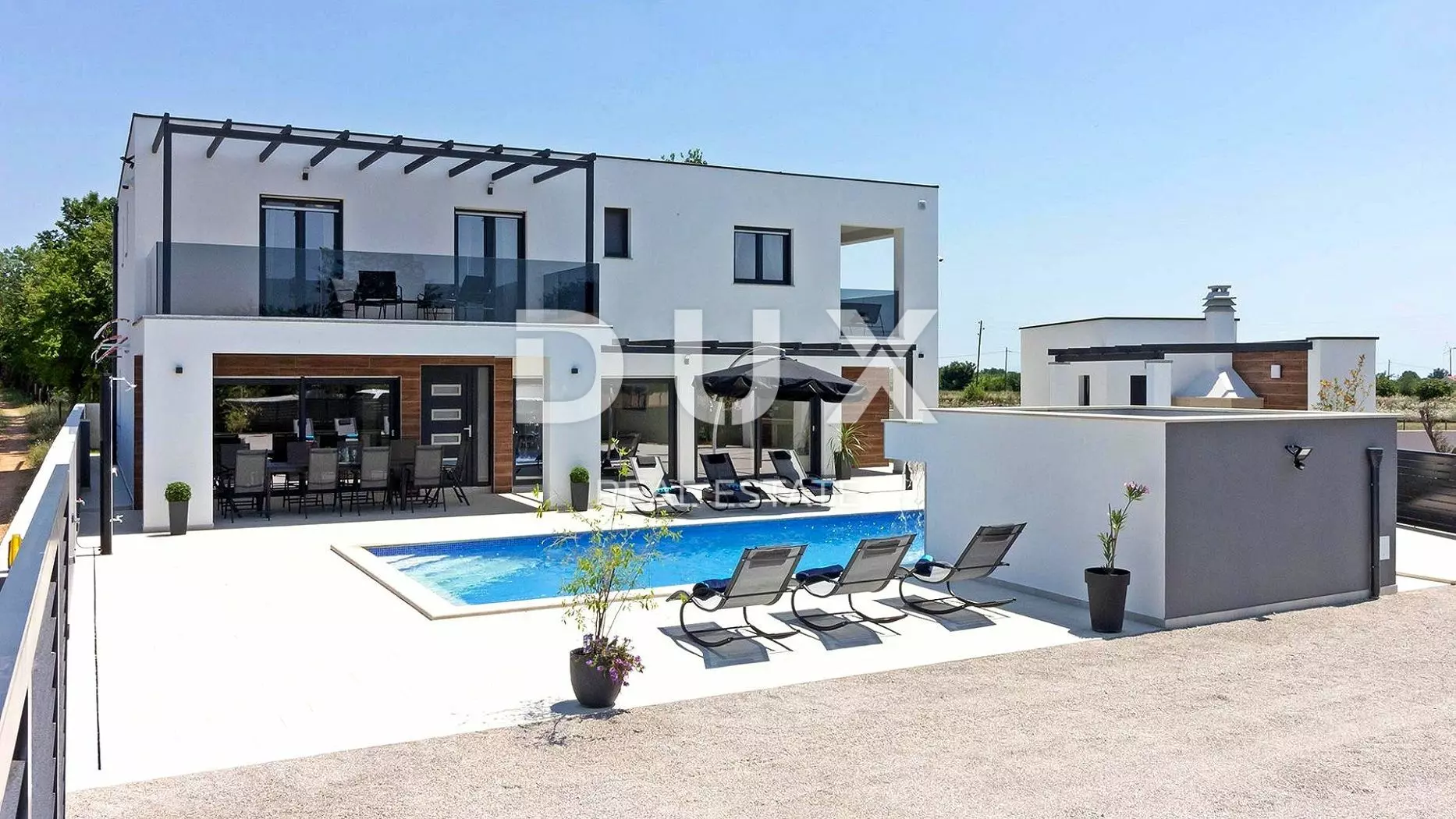 6-bedroom Detached House In Marčana, Croatia (280 M²)
