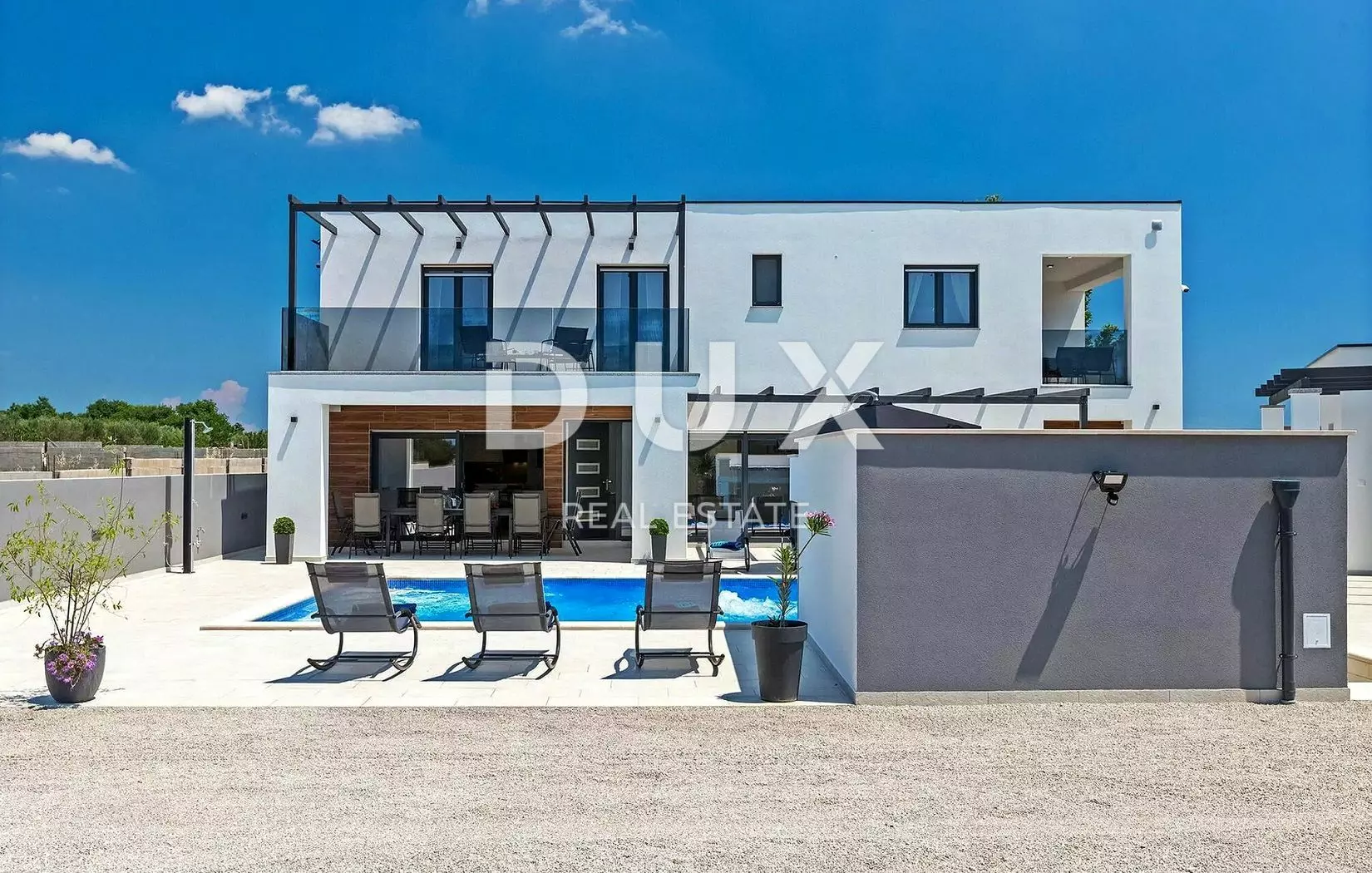 6-bedroom Detached House In Marčana, Croatia (280 M²)