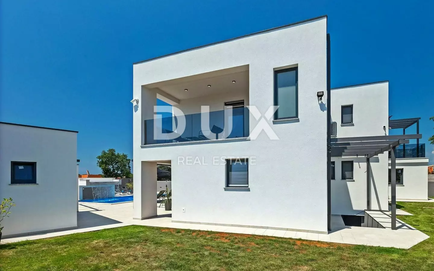6-bedroom Detached House In Marčana, Croatia (280 M²)