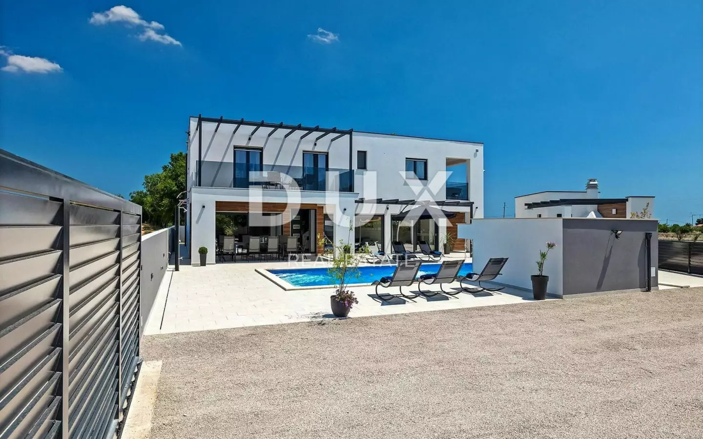 6-bedroom Detached House In Marčana, Croatia (280 M²)