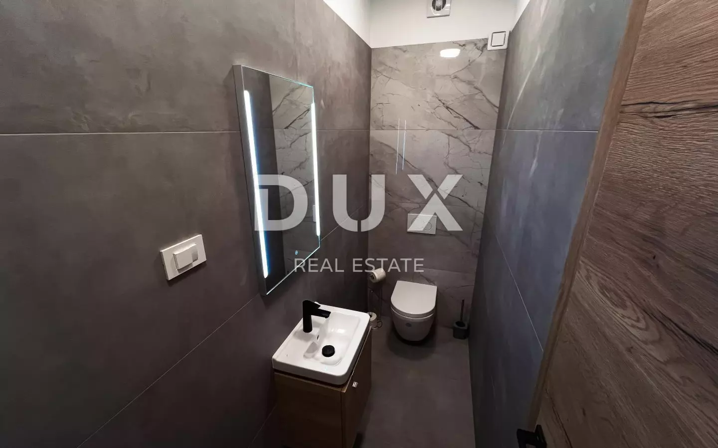 3-bedroom Detached House In Pomer, Croatia (198,53 M²)