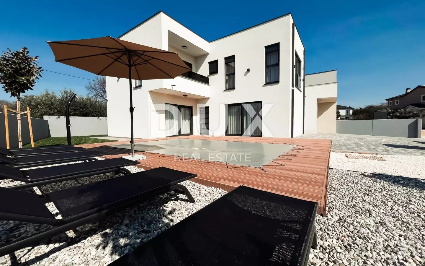 3-bedroom Detached House In Pomer, Croatia (188,19 M²)